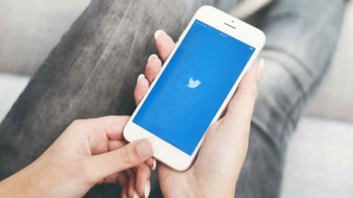 Cara Download Video Twitter by Androbuntu.com Cara Download Video Twitter by Androbuntu.com