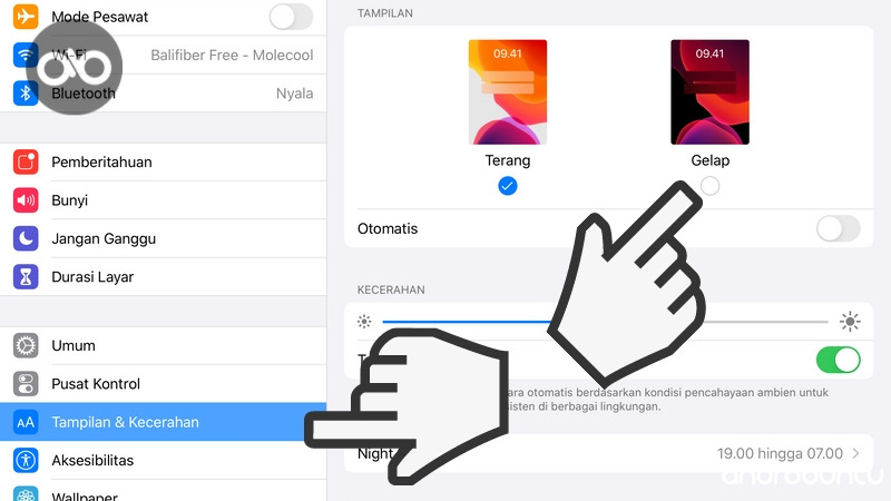 Cara Mengaktifkan Tema Gelap di iOS 13 by Androbuntu.com 1