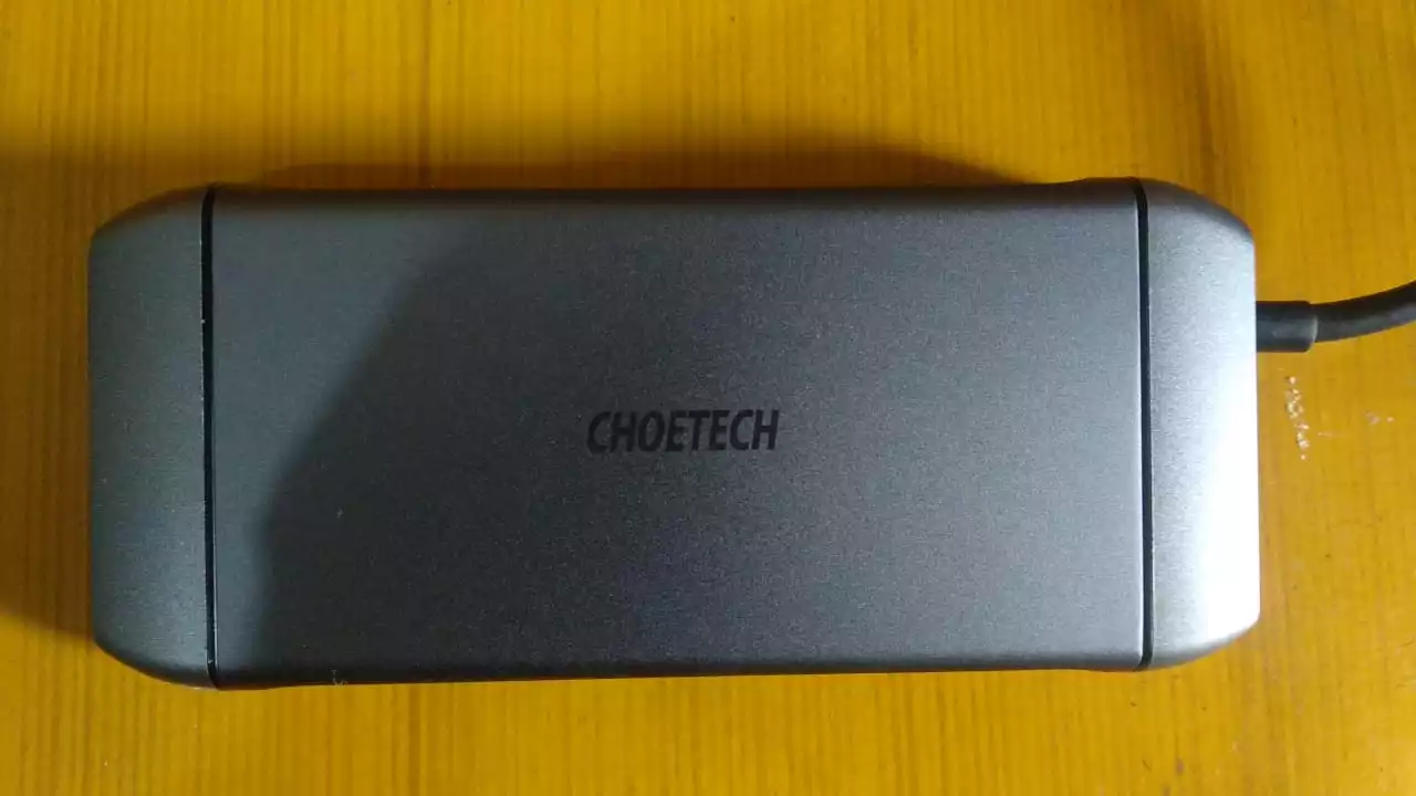Review Choetech 9 in 1 USB C Adapter by Androbuntu 2