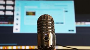 Mic Podcast Terbaik by Androbuntu