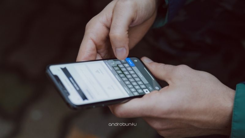 Cara Menonaktifkan Koreksi Otomatis di Keyboard iPhone dan iPad by Androbuntu